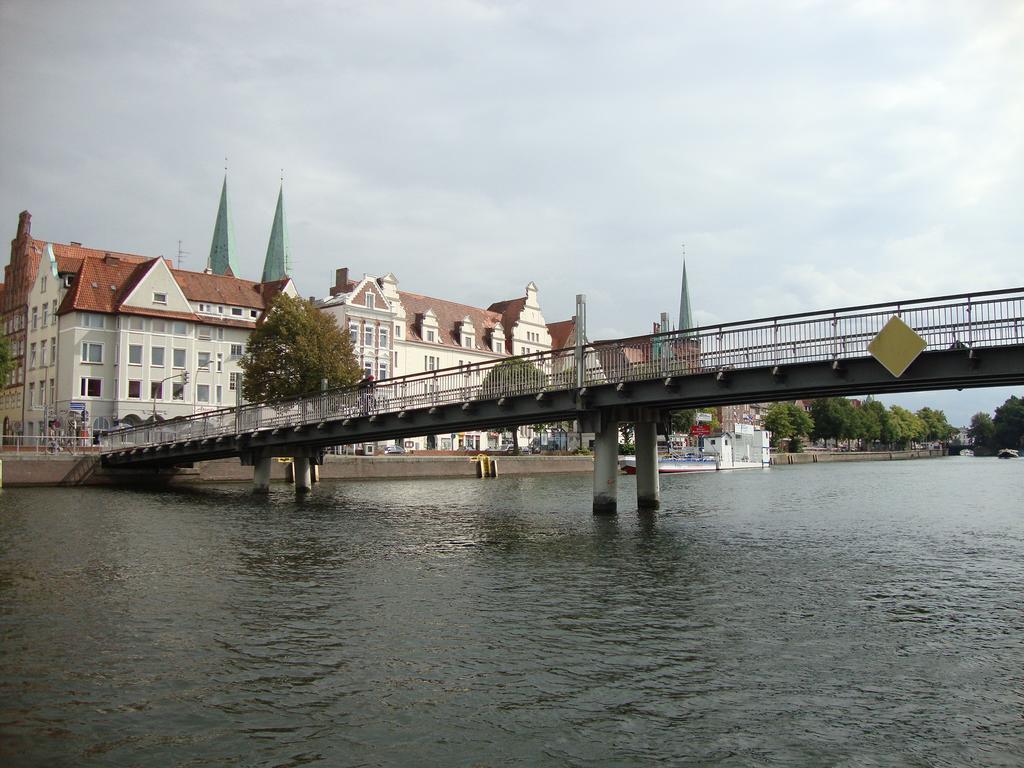 Hotel An Der Marienkirche لوبيك المظهر الخارجي الصورة